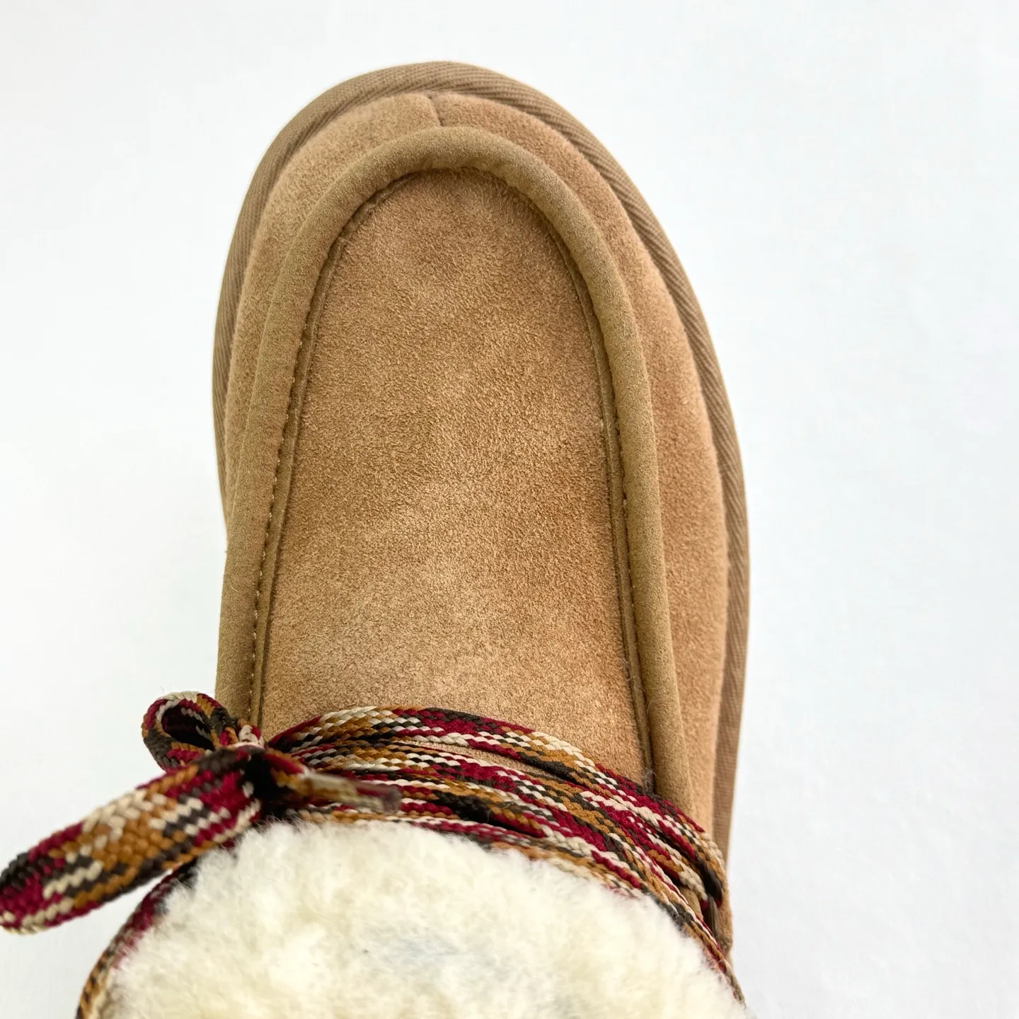 Self-pickup 💰560 Ugg Fukala lace-up boots 3954 The official website's main recommendation. A must-have for Maillard in autumn and winter. Every color matches well. The shape is super positive. The soles are increased by 3.8cm. Perfectly modifying the leg shape. Simple and elegant style. Must be arranged! size：35-40